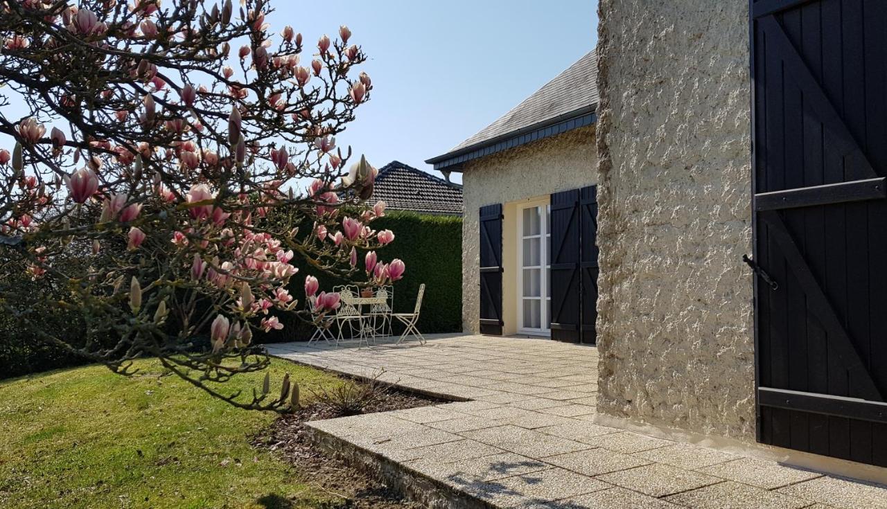 La Maison Du Muguet - Accueil Chevaux - Horse Friendly Liart Exterior photo